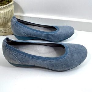 Dansko Ballet Flats Kristin Comfy Suede Leather Lightweight Women’s Shoes Size 7